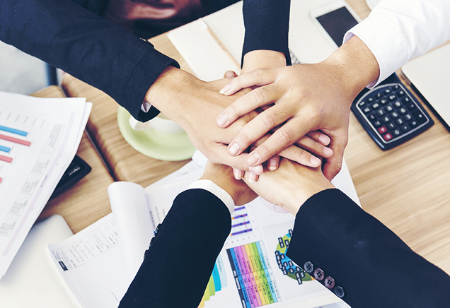 正直守信、协作进取